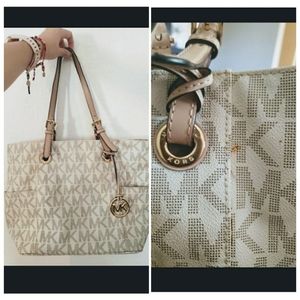 Michael Kors purse